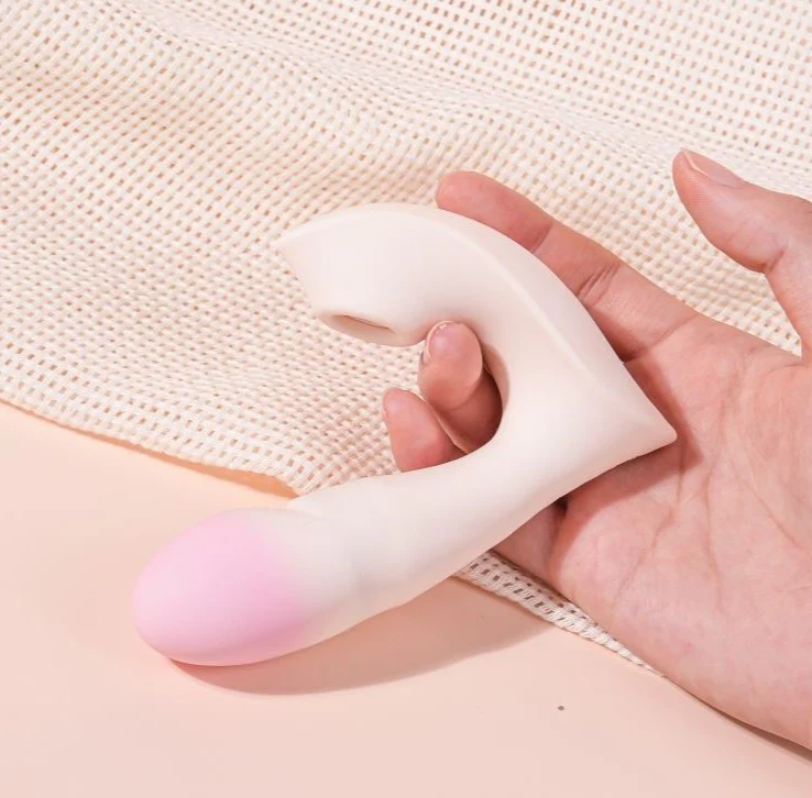 Clit Sucking & G-Spot Thrusting Wearable Vibrator
